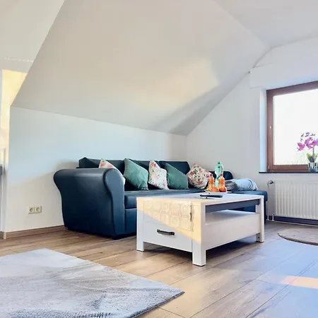 아파트 Moehne 모네시